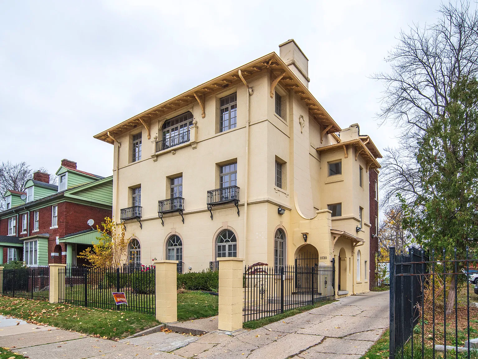 1 bed, 1.5 bath, 900 sqft, $1,400 — Photo 4