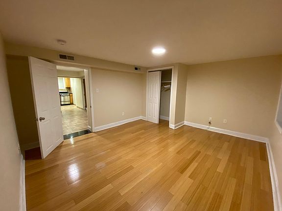 3rd image of 1338 E Passyunk Ave #2