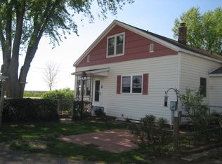 28636 Middle Crossing Rd, Dowagiac, MI 49047