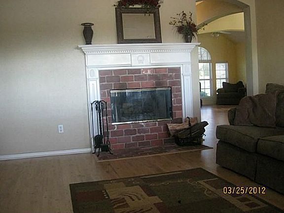 5th image of 9504 Timbercrest Dr N