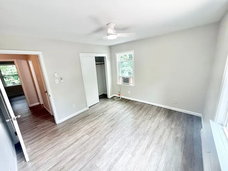1820 Parkview Ave — Photo 28