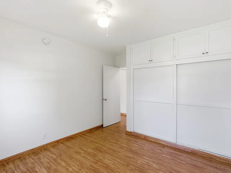 20610 Hartland Street — Photo 10