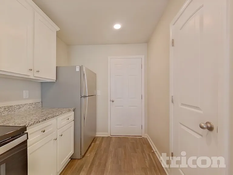 384 Frank Burns Way — Photo 5