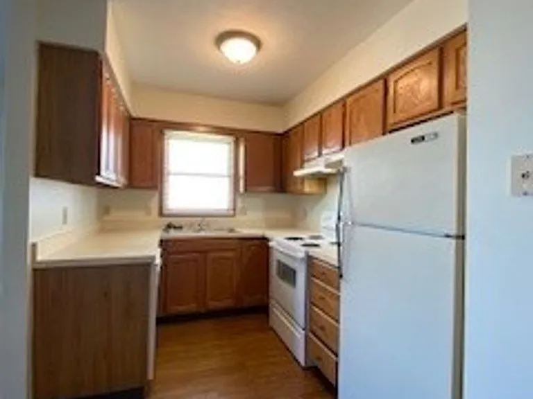 208 Stonewall Ct — Photo 5