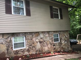 106 Trenton Dr, Oak Ridge, TN 37830