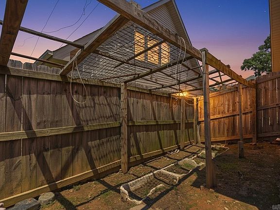 5th image of 3380 Garden Club Dr