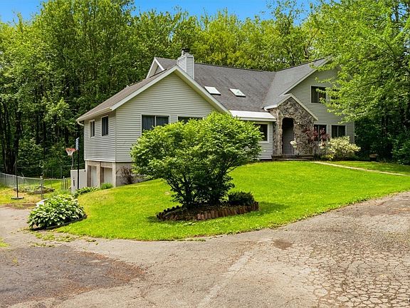 3rd image of 10386 Miller Rd