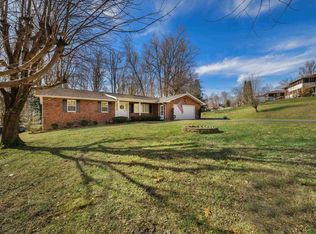 952 Pinehill Est, Kenova, WV 25530