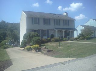 141 Irwin Ave, Houston, PA