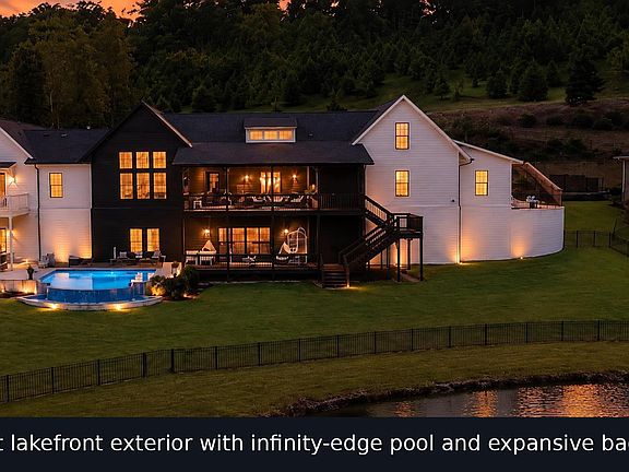 2nd image of 2116 Blackridge Rd