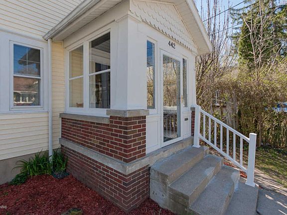 4th image of 442 Rosewood Ave SE