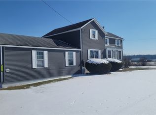 2390 Alliance Rd, Deerfield, OH 44411