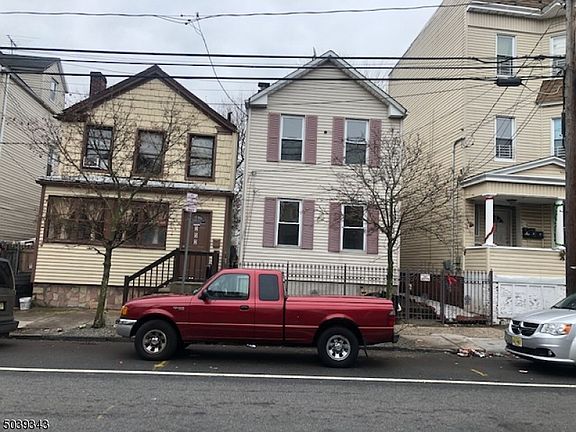 2nd image of 254 S 11th St Floor 2