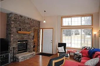 12952 Echo Ln — Photo 3