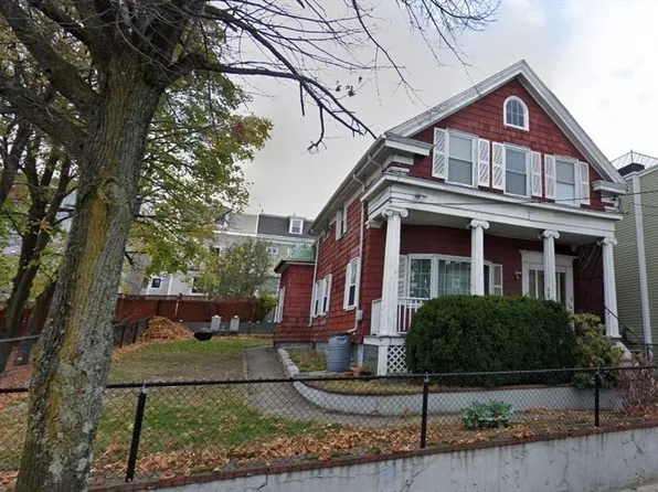 6 Brighton St, Charlestown, MA 02129