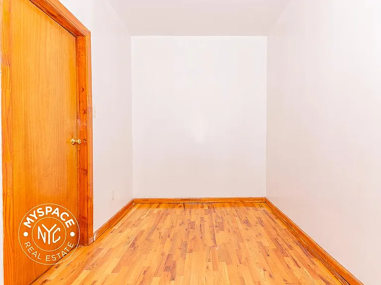 77 Division Ave #25 — Photo 7