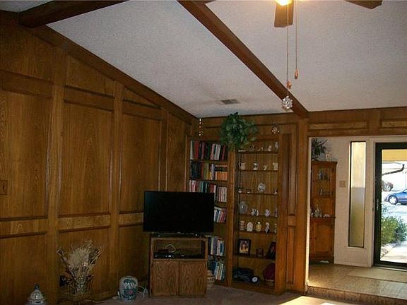 5th image of 3621 Shady Park Dr
