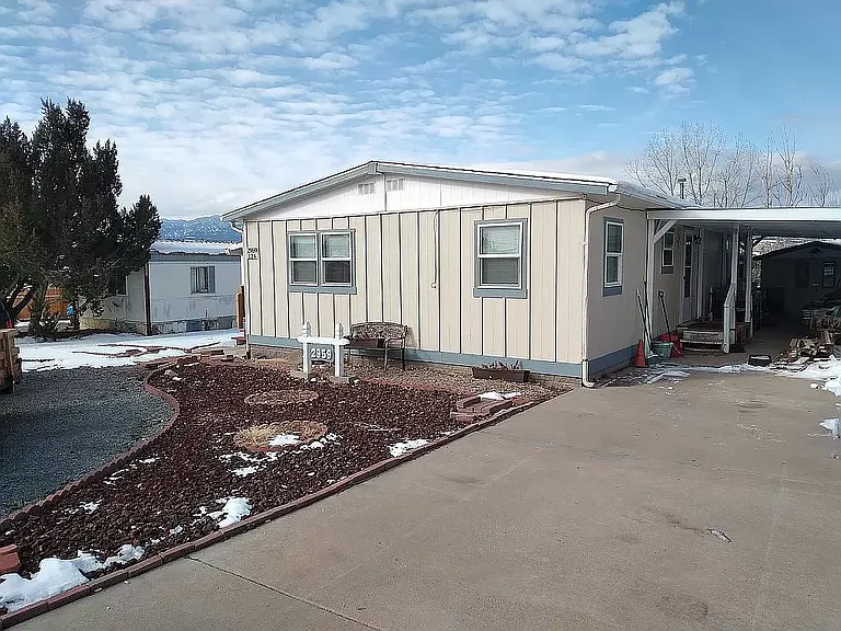 2959 Blue Spruce Dr — Photo 2