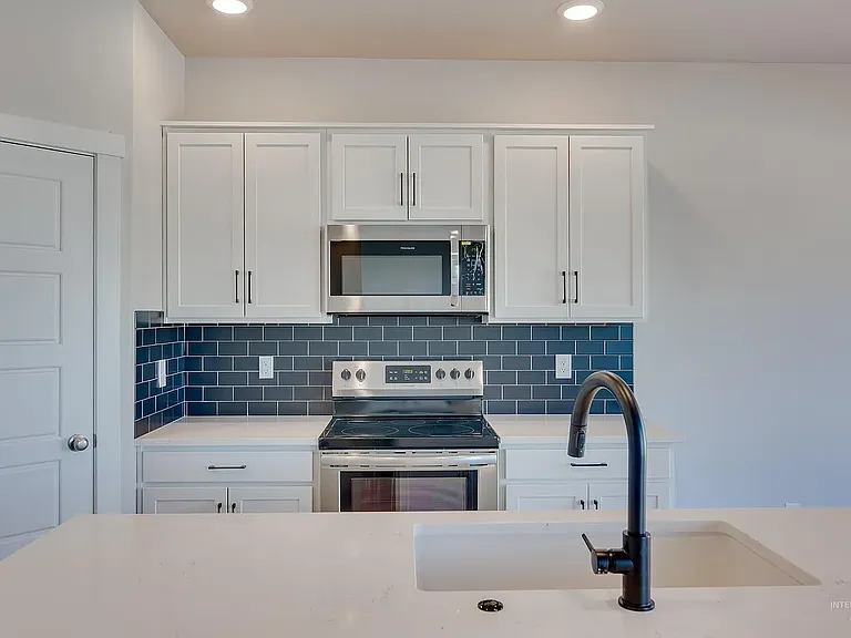 5062 W Avilla Dr — Photo 16