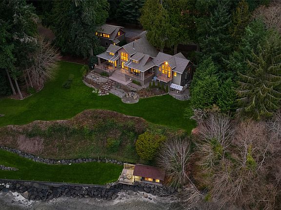 2nd image of 15550 Sandy Hook Rd NE