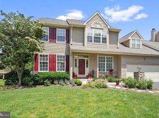 466 Crescent Dr, West Chester, PA 19382