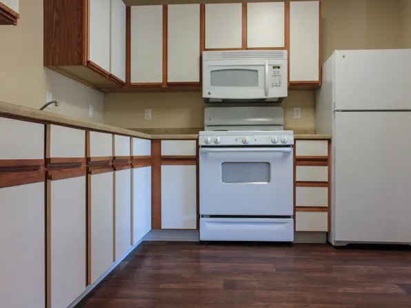 Castaic Lake Senior Apts