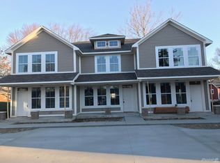 542 W Main St, Danville, IN 46122