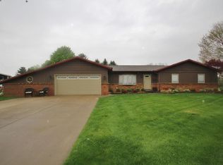 56814 Feather Ct, Three Rivers, MI 49093
