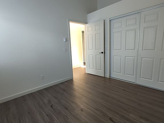 4th image of 119 NE 83rd St APT B