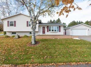 2640 S 14th St, Manitowoc, WI 54220