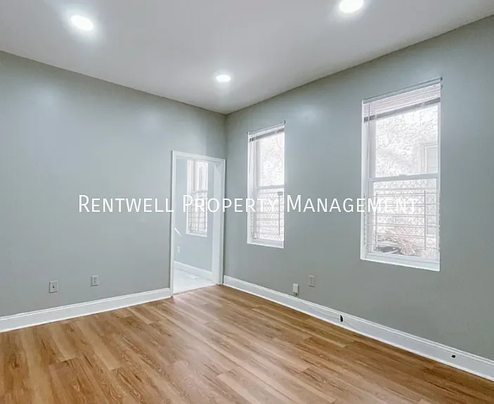 1614 Edgley St — Photo 5