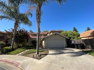 3501 E Stewart Ct, Visalia, CA 93292