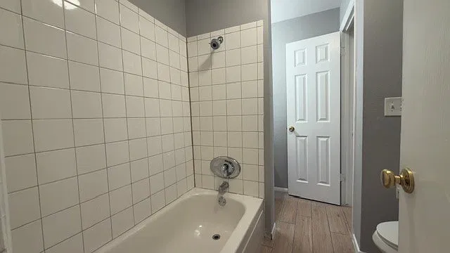 2 bed, 769 sqft, $885 — Photo 3