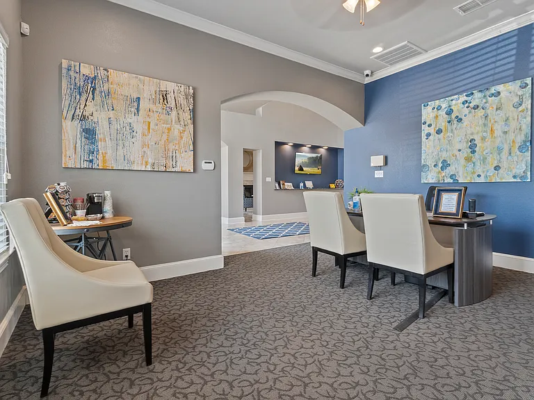 Cypress Creek Apartments — Photo 16