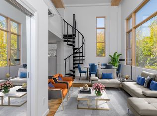 18-10 Astoria Park S #3F, Astoria, NY 11102