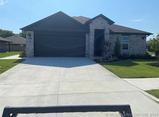 2805 Claremore St, Claremore, OK 74017