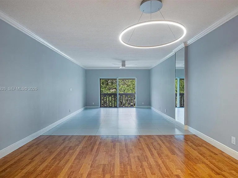 100 Edgewater Dr #342 — Photo 2