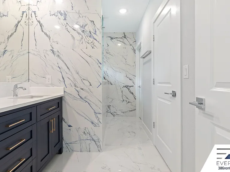 4 Karl Ct — Photo 20