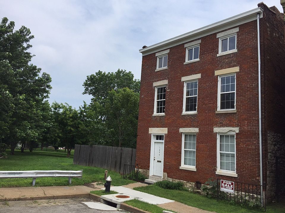 1st image of 1844 Menard St