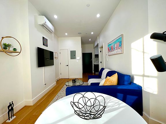 2nd image of 317 Winthrop St #3A