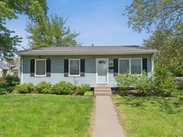 1022 W 13th St, Davenport, IA 52804