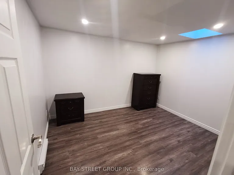 1546 Jane St #2 — Photo 10