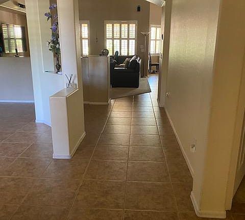 4th image of 2299 E Ebony Dr