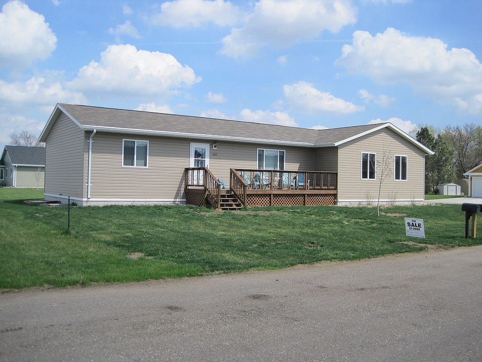 202 Lilac Ave