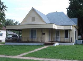 823 Center St, Alva, OK 73717