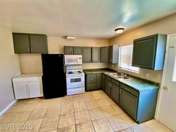 2nd image of 413 Upland Blvd
