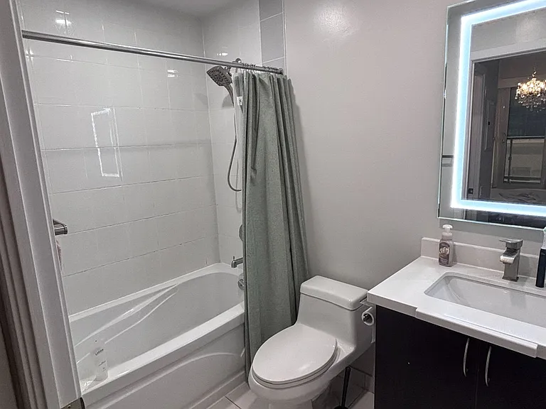 5162 Yonge St #110 — Photo 8