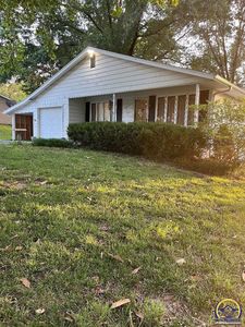 3605 NE Applewood Dr, Topeka, KS, 66617