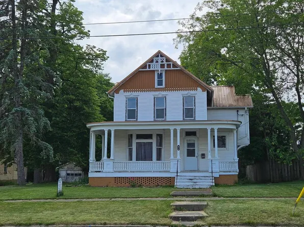 816 S Main St, Princeton, IL 61356