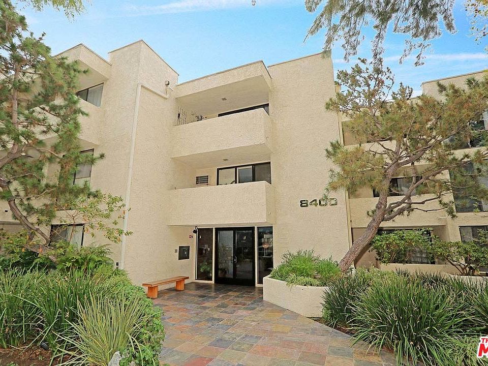 1st image of 8400 De Longpre Ave APT 404